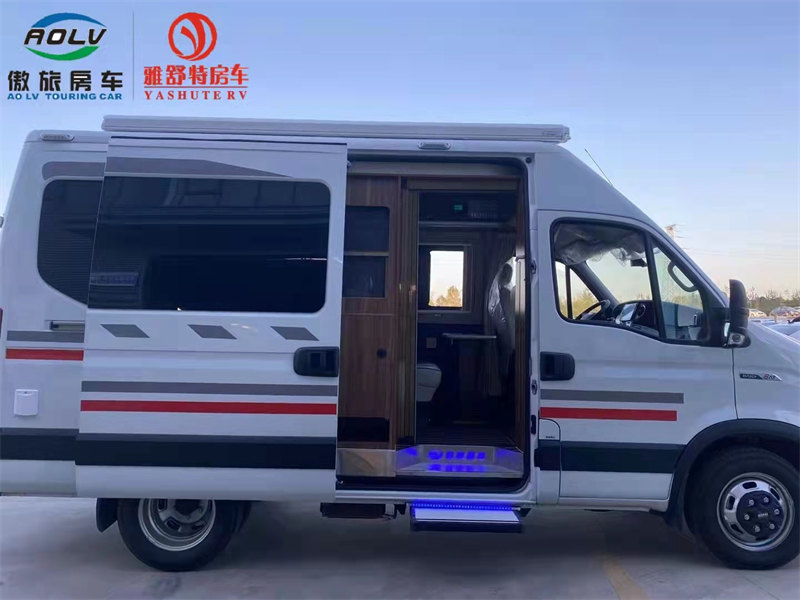 依維柯B型房車特價現(xiàn)車