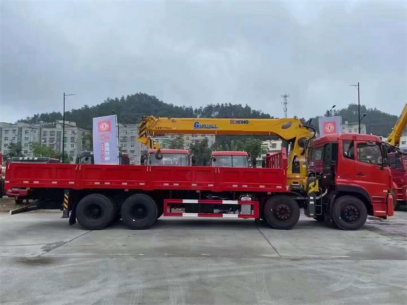 徐工G型隨車吊東風(fēng)天龍大馬力