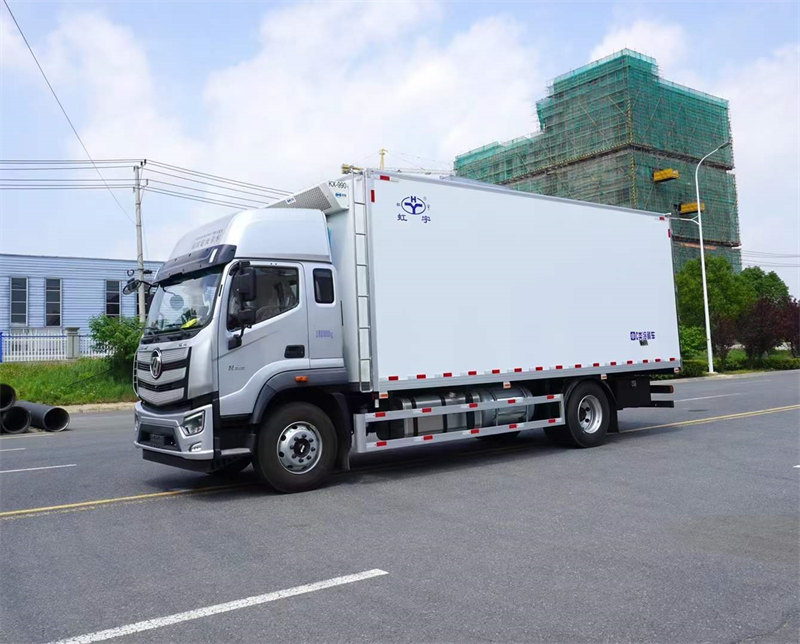 國六福田歐航高頂雙臥冷藏車低價(jià)來襲