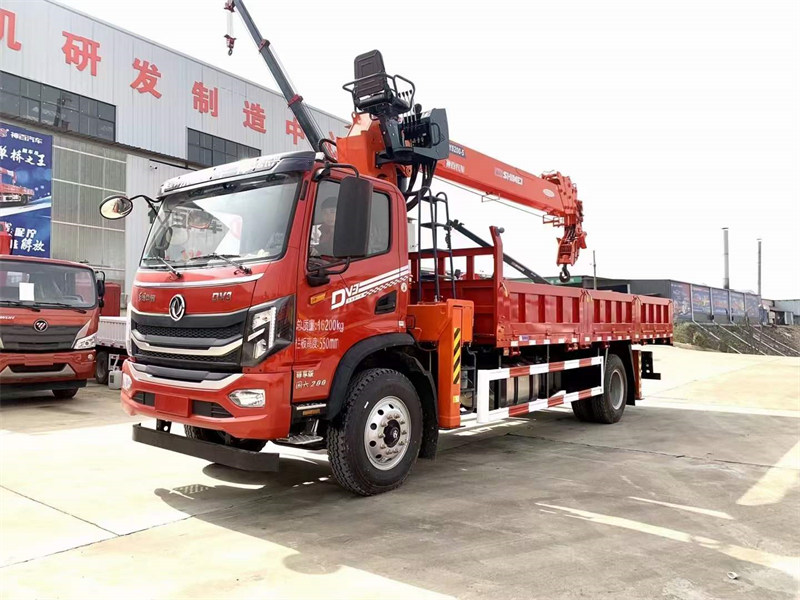 石煤8噸隨車吊現(xiàn)車發(fā)售