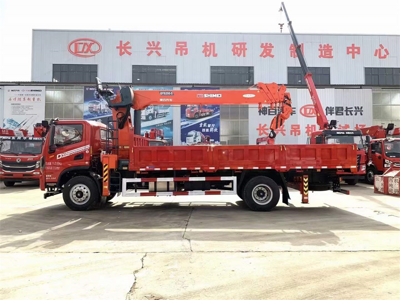 石煤8噸隨車吊現(xiàn)車發(fā)售