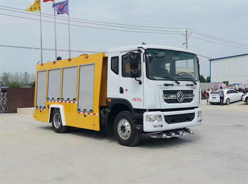 東風(fēng)D9工程搶險(xiǎn)車(chē)售價(jià)