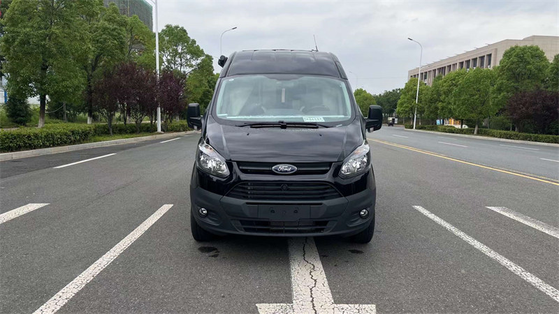 福特中軸中頂房車性價高