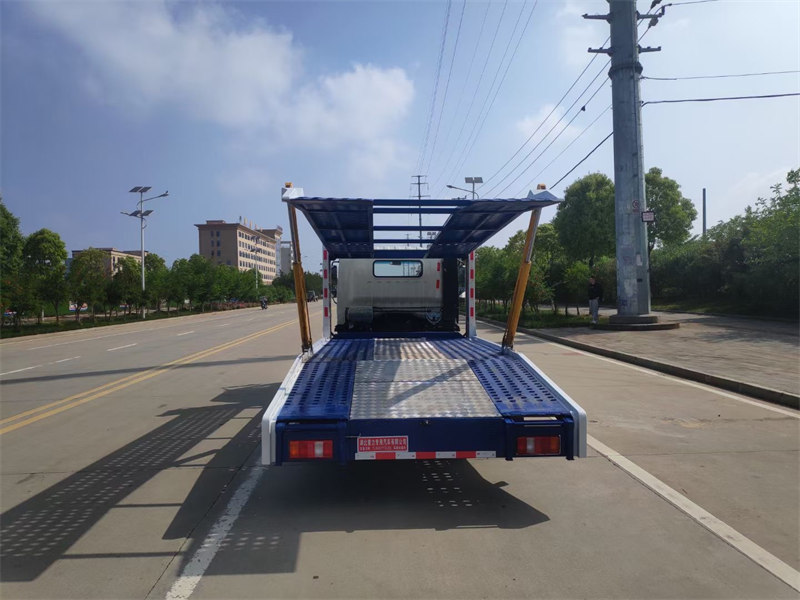 重汽二位板轎運車高效靈活