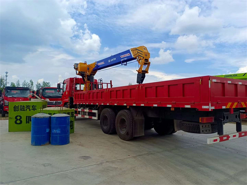 東風(fēng)駿通12噸隨車吊報(bào)價(jià)低