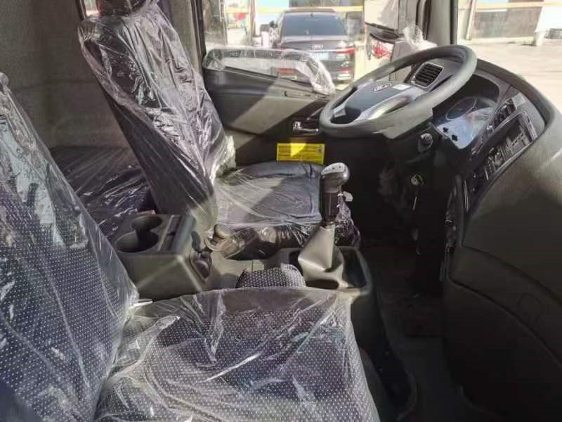 東風(fēng)A512噸隨車吊只需39.9萬