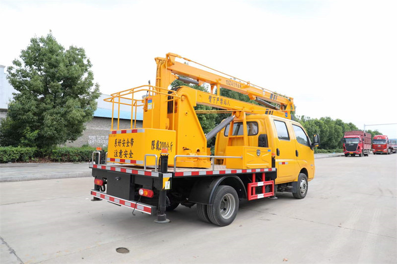 13米折臂高空作業(yè)車(chē)環(huán)保免征齊全