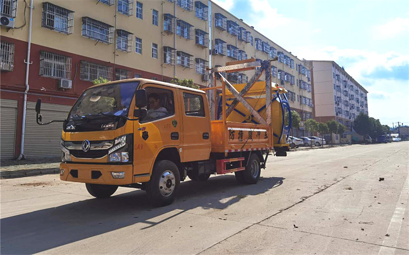 國(guó)六小多利卡防撞緩沖車(chē)優(yōu)惠