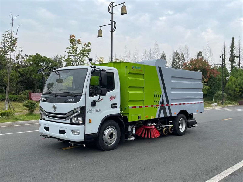 道路洗掃車9方的多少錢