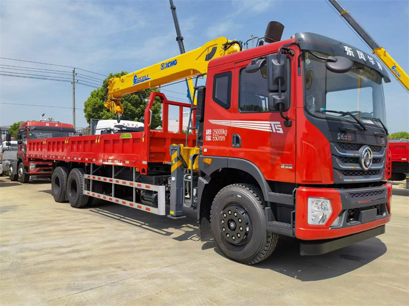 徐工隨車(chē)吊活動(dòng)車(chē)型