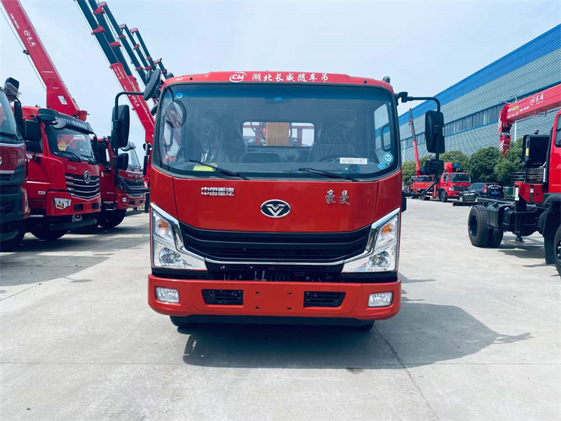 豪曼小黃牌隨車吊經(jīng)濟(jì)省油