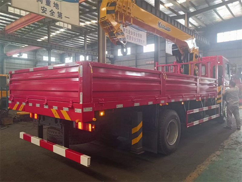 10噸隨車吊華神T5全國質(zhì)保