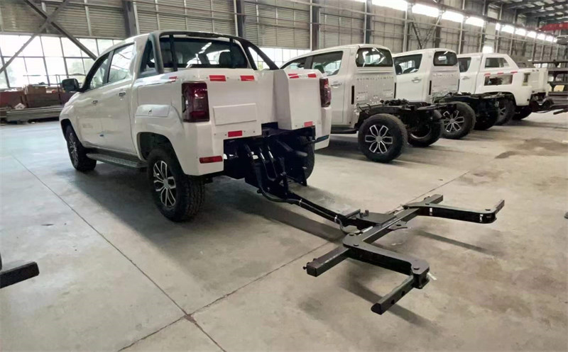 江鈴皮卡拖車可進(jìn)地下車庫