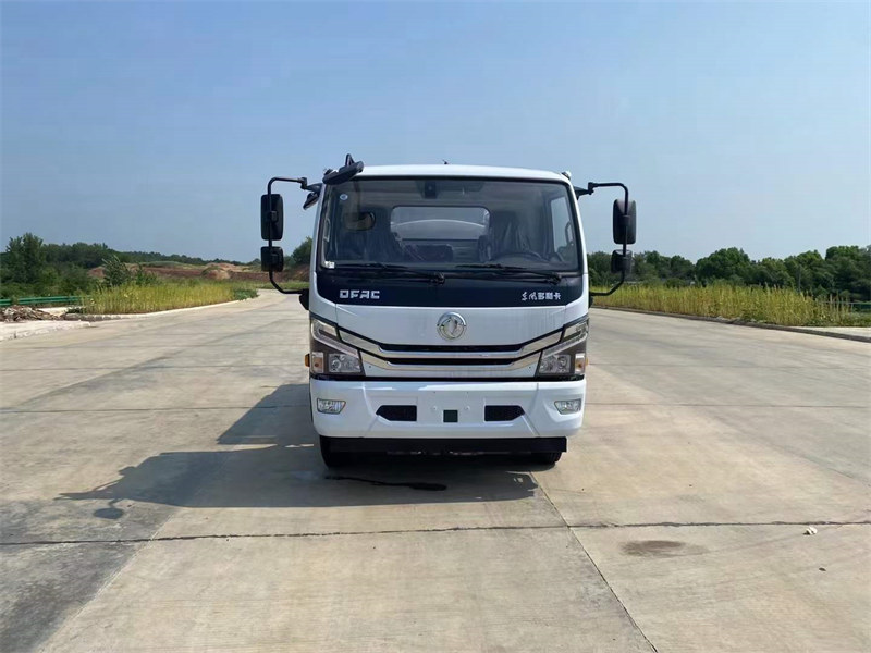 國六東風(fēng)油罐車廠家直銷