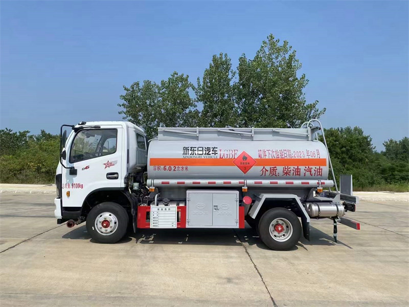 國六東風(fēng)油罐車廠家直銷