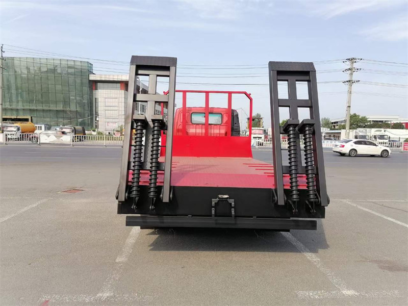 14噸奧馳V3平板運輸車12.4萬