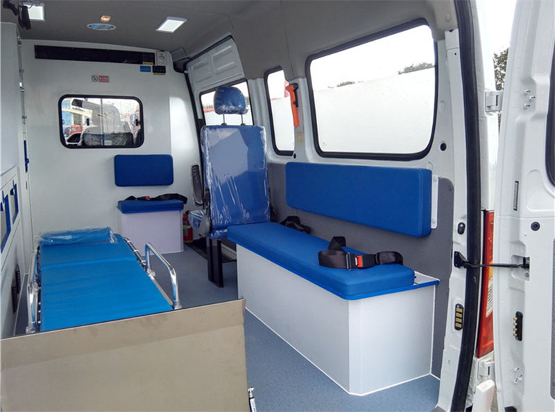大通V80救護(hù)車廠家直銷