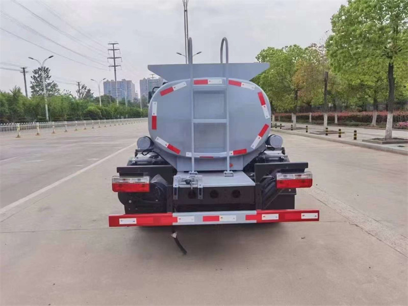 東風(fēng)國(guó)六藍(lán)牌供液車可分期