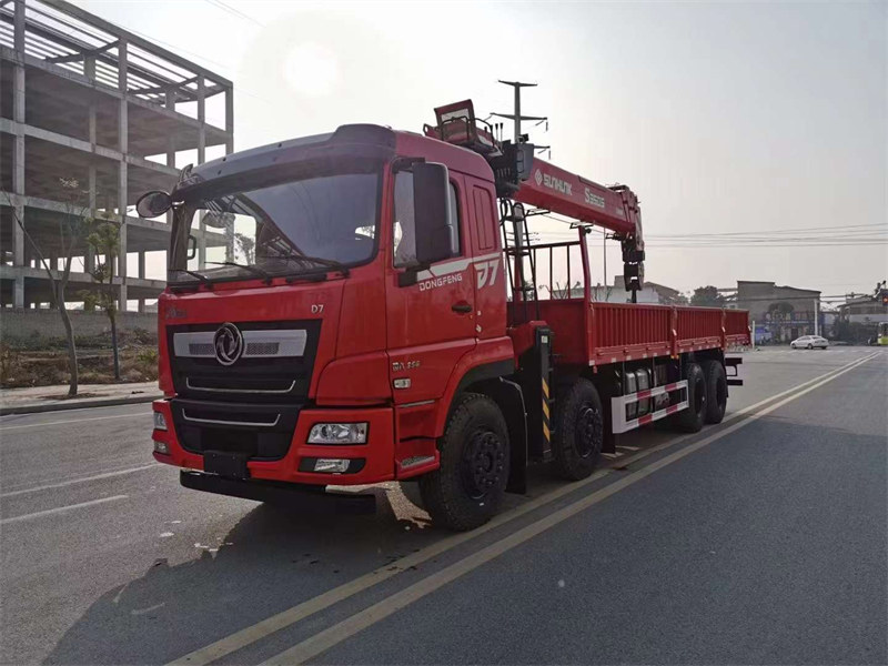 東風(fēng)D7國(guó)六前四后八隨車吊特價(jià)