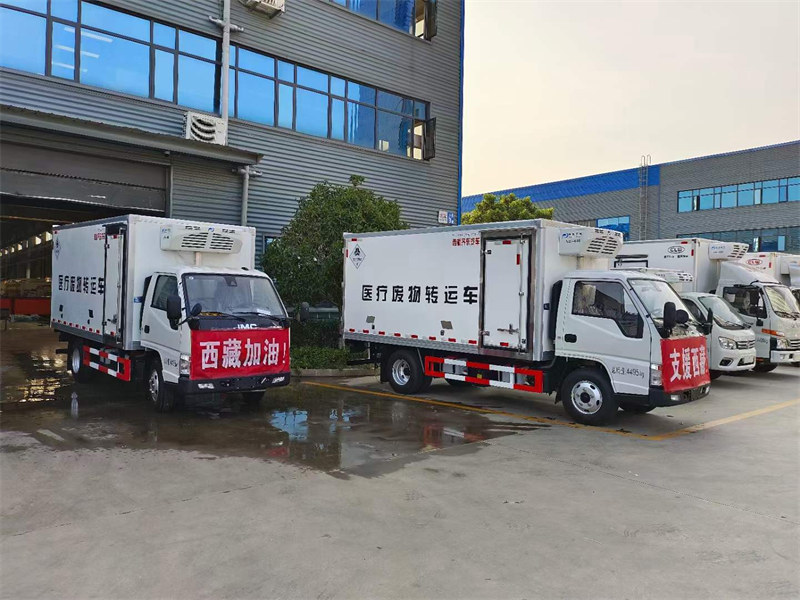 醫(yī)療廢物轉(zhuǎn)運(yùn)車江鈴發(fā)車中