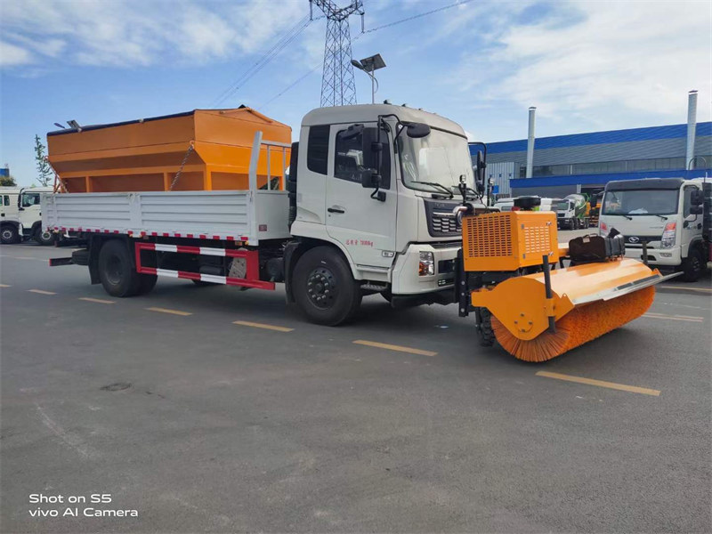 除雪車東風(fēng)天錦操作步驟