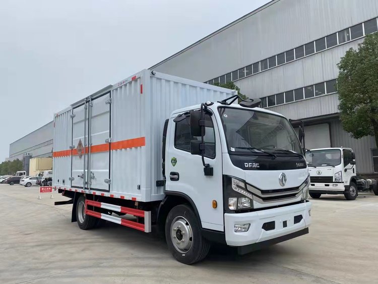 一至九類危險(xiǎn)品運(yùn)輸車1至9類危險(xiǎn)品運(yùn)輸車