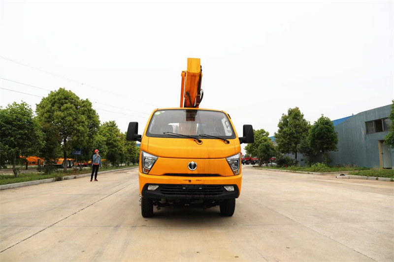 國六21米伸縮臂式高空作業(yè)車17萬