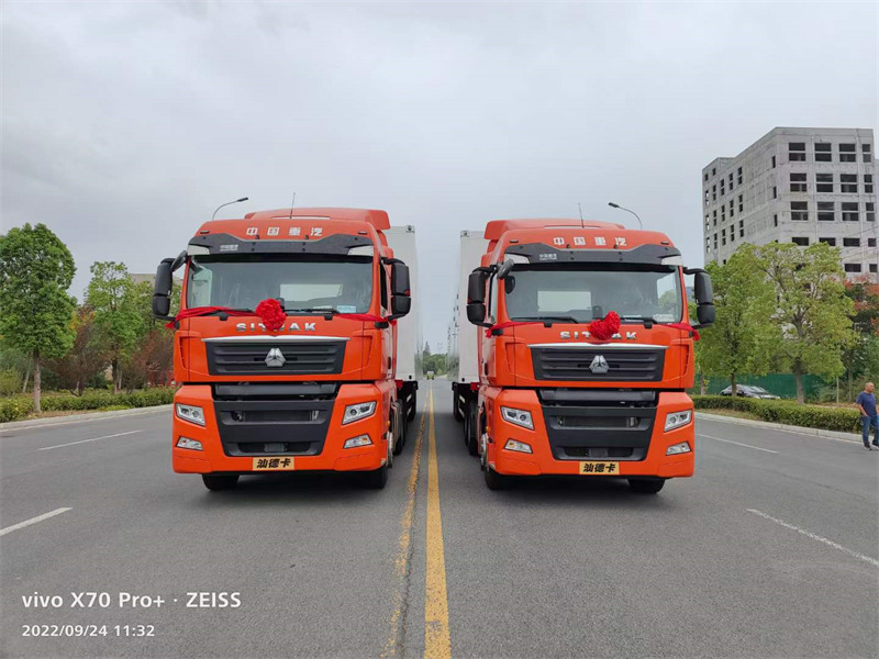 重汽移動(dòng)PCR方艙實(shí)驗(yàn)室發(fā)車