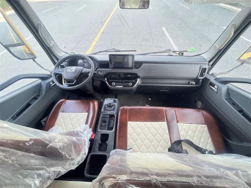 程力傲旅雅舒特上汽躍進(jìn)h500硬派升降頂房車