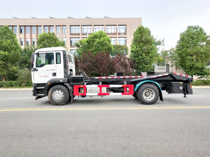 汕德卡背罐車公告環(huán)保燃油齊全