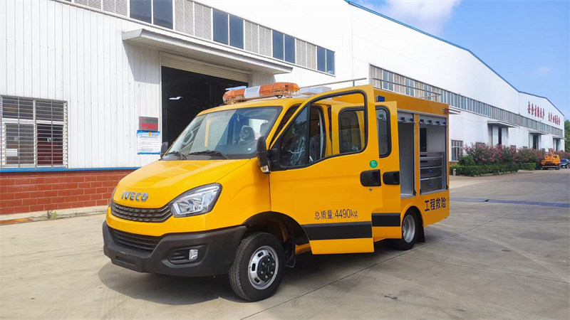 燃?xì)饩入U車依維柯C證可駕駛