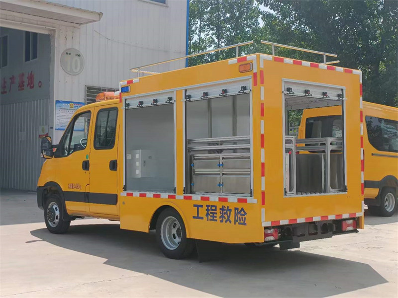 燃?xì)饩入U車依維柯C證可駕駛