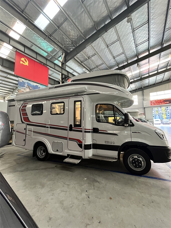 三拓展房車(chē)是什么樣的