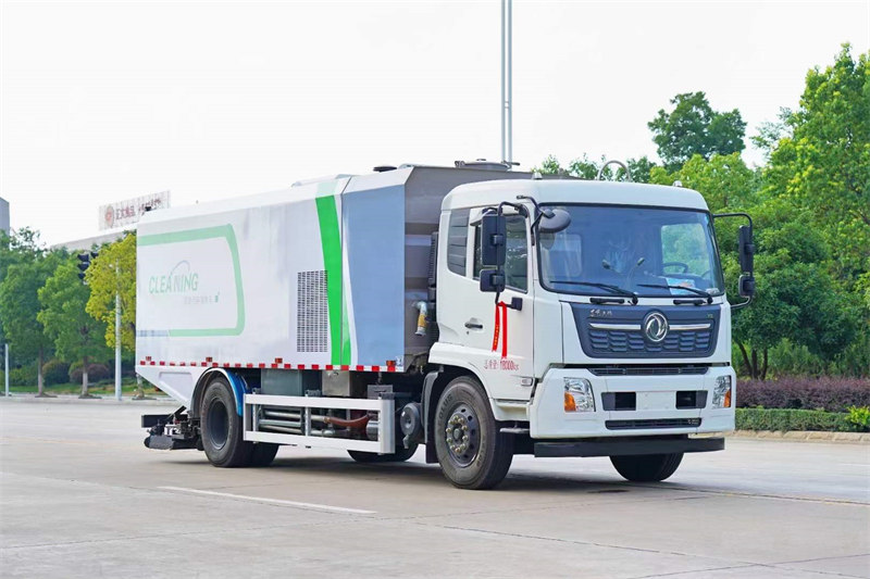 東風(fēng)天錦道路污染清除車(chē)廠家特賣(mài)