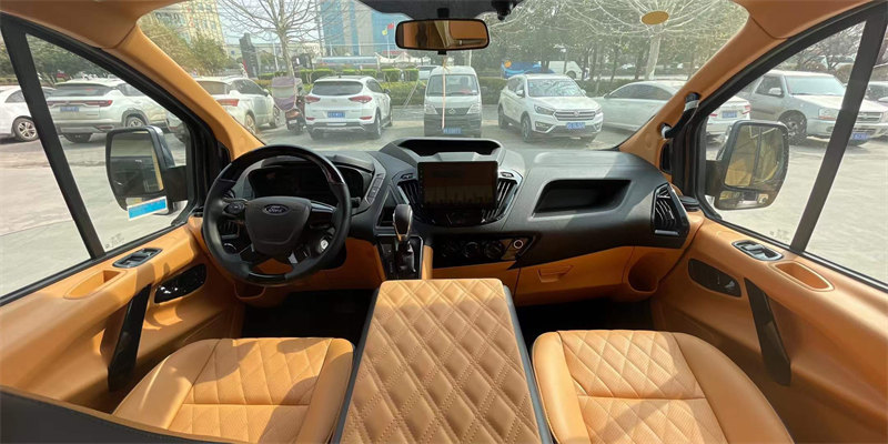 福特V362房車(chē)爆款性?xún)r(jià)高