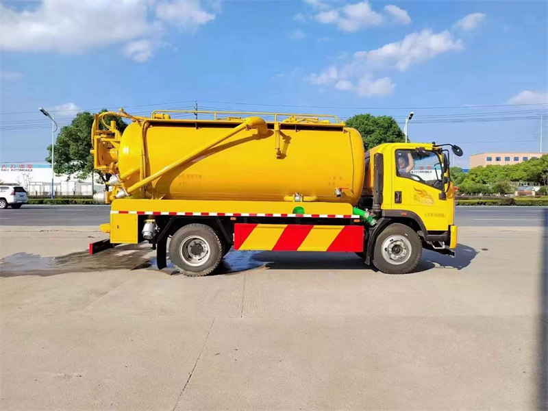 清洗吸污車冬天怎么保養(yǎng)