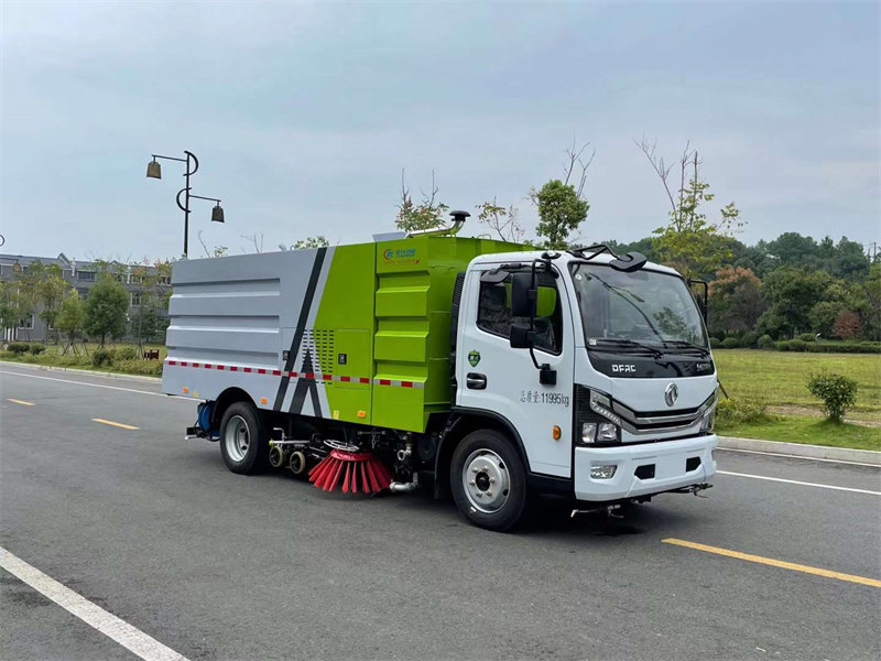 道路洗掃車9方的多少錢