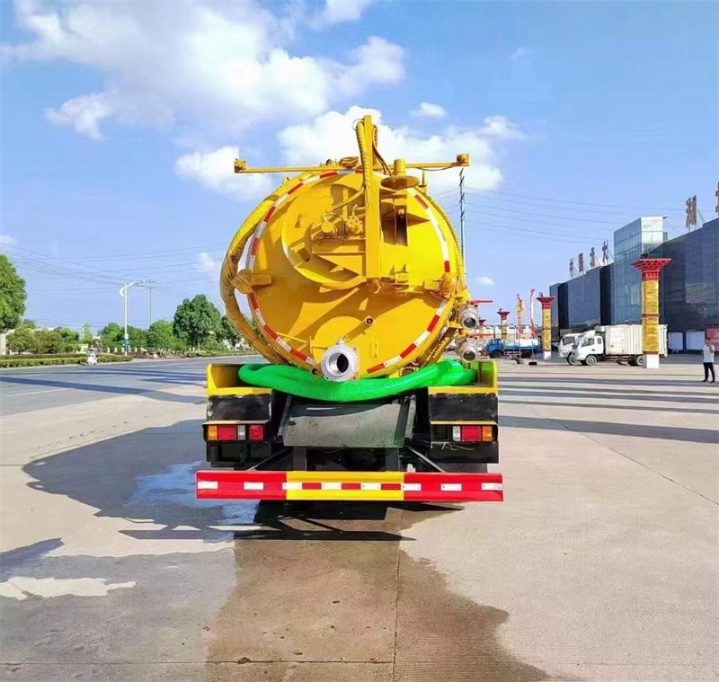 清洗吸污車冬天怎么保養(yǎng)