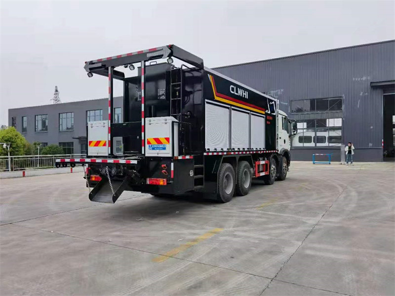豪沃稀漿封層車熱銷中