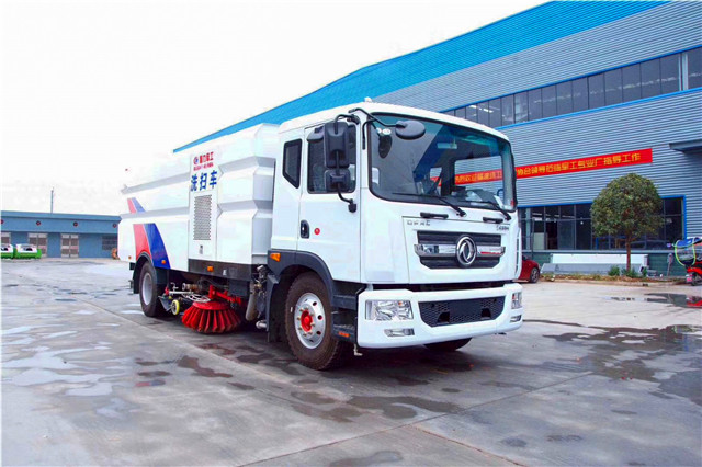 東風(fēng)D9洗掃車(chē)（8水/7塵）