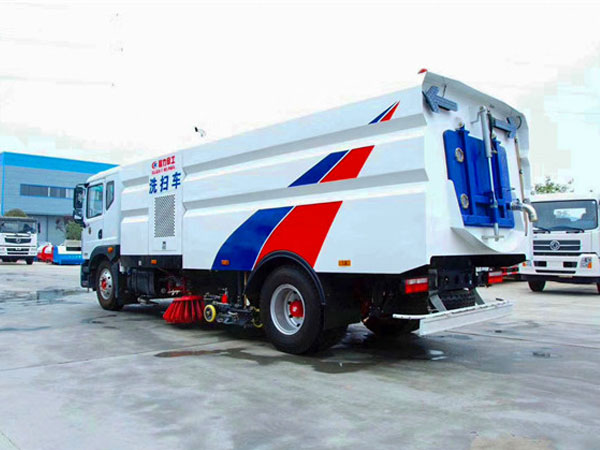 東風(fēng)D9洗掃車(chē)（8水/7塵）
