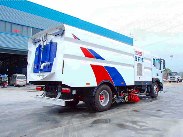 東風(fēng)D9洗掃車(chē)（8水/7塵）