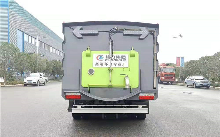 東風K7洗掃車（4水/4塵）