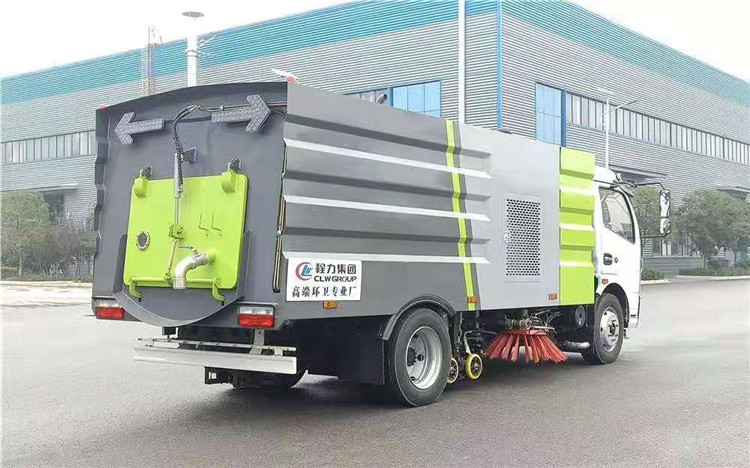 東風K7洗掃車（4水/4塵）