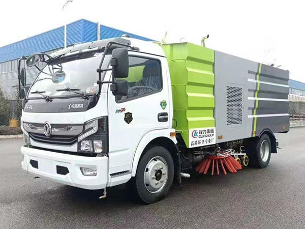 東風K7洗掃車（4水/4塵）