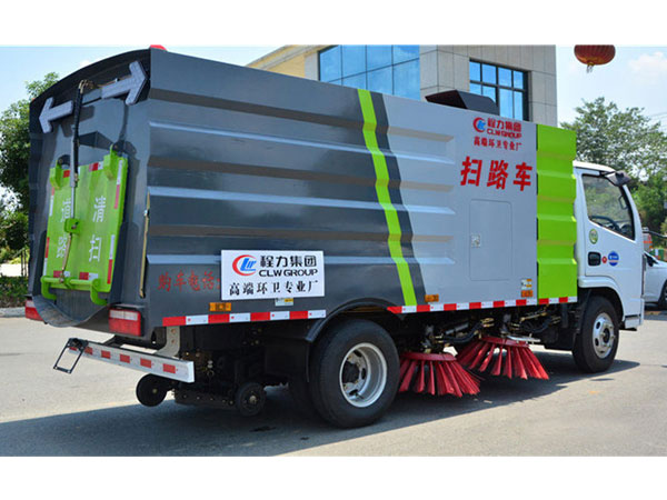 國六東風(fēng)多利卡D6掃路車（1.5水/4塵）
