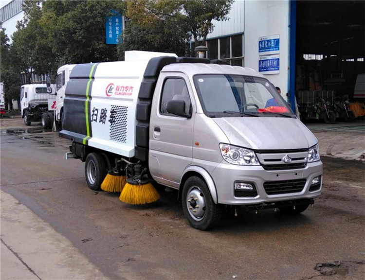 長安小型掃路車（0.7水/1.8塵）