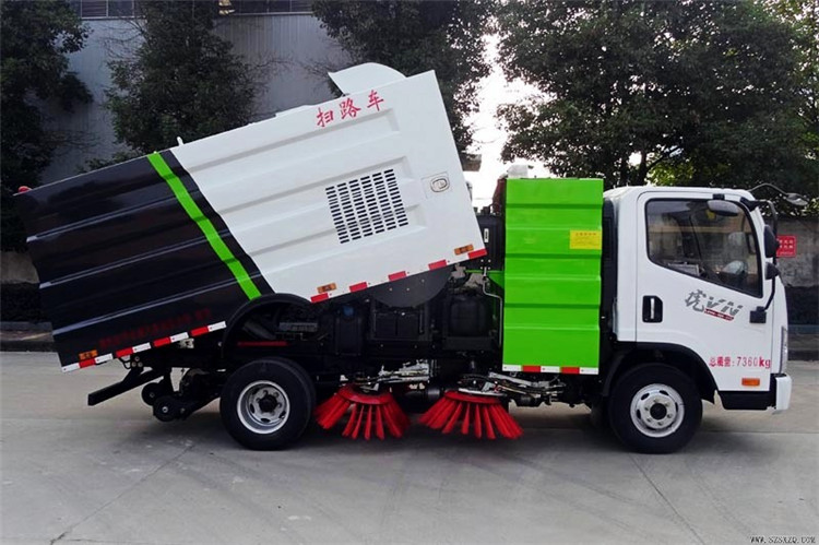 解放虎VN 5.5方掃路車