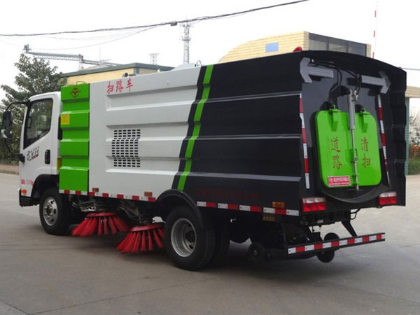 解放虎VN 5.5方掃路車