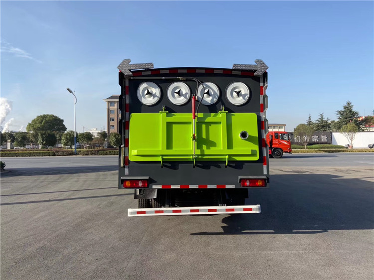 東風(fēng)天錦國六10噸吸塵車